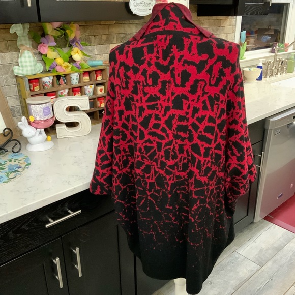Ming Wang Open Front Knit Kimono Cardigan
Sweater Red and Black Small/Medium
New - Picture 5 of 13